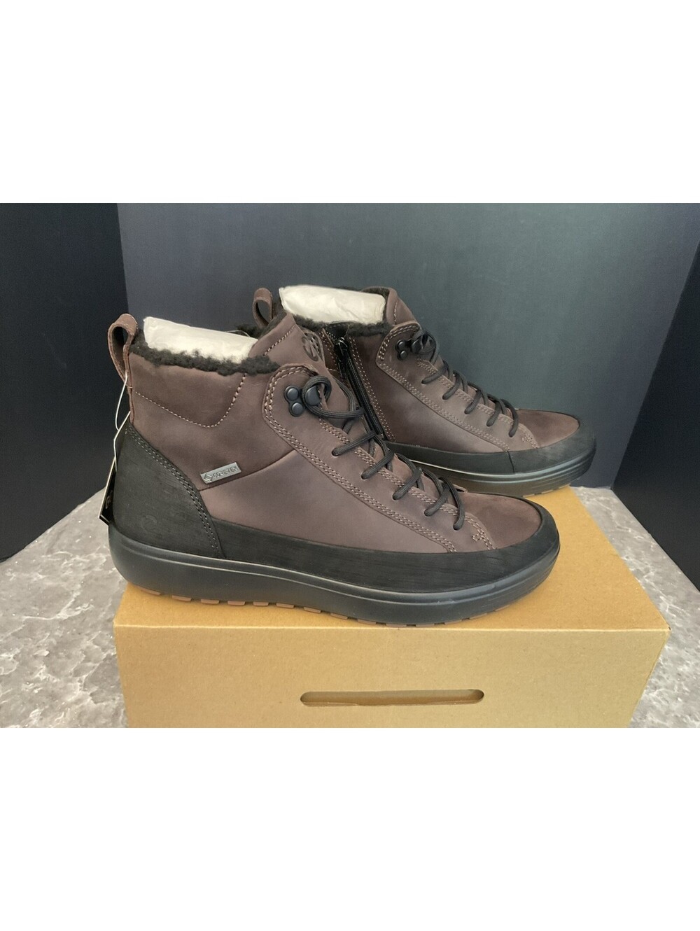 New! Mens ECCO Soft 7 Tred M Gore-Tex Waterproof Boots. Size 43-US 9-9.5. Nice!